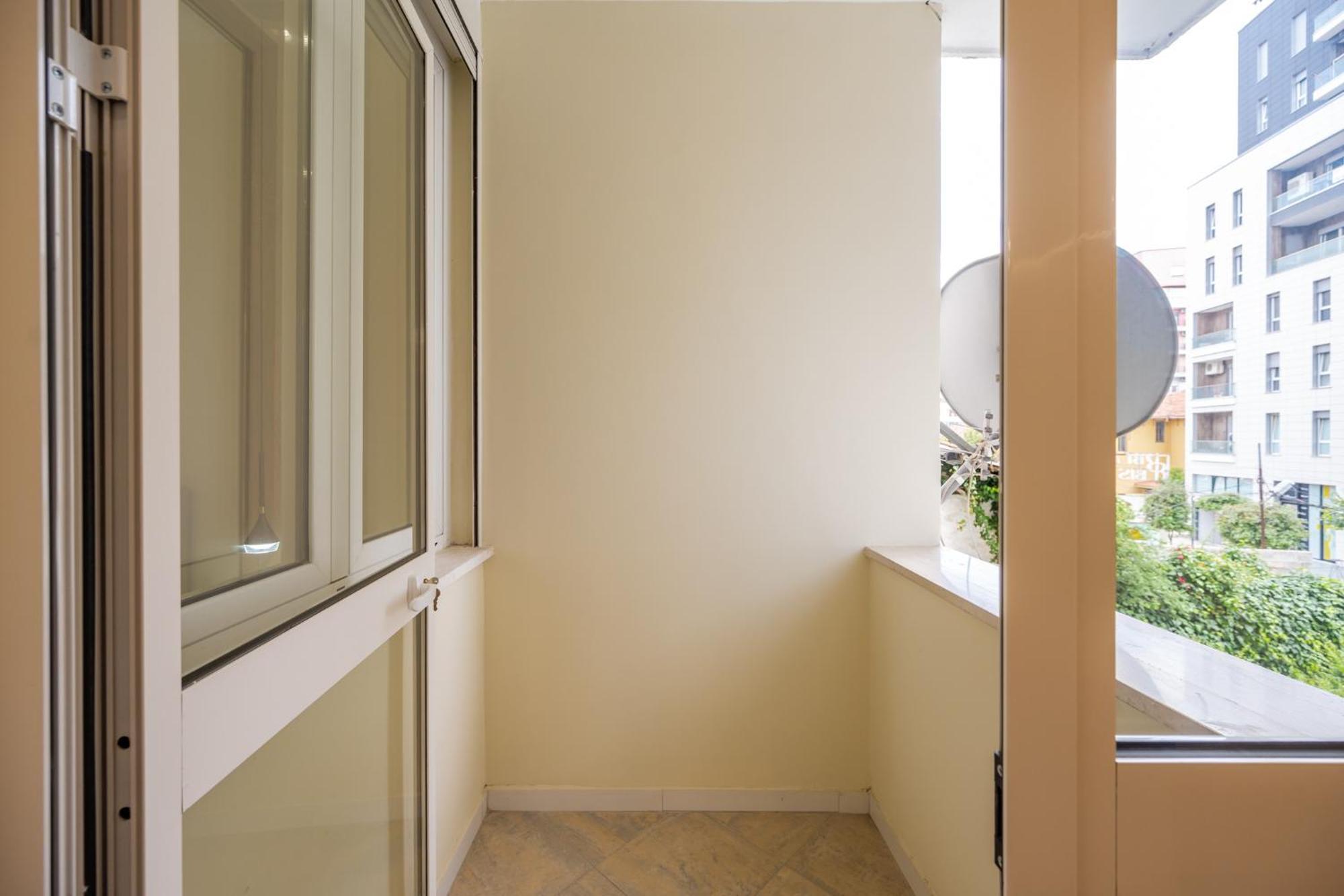 Lucas Central Home Tirana Exterior foto